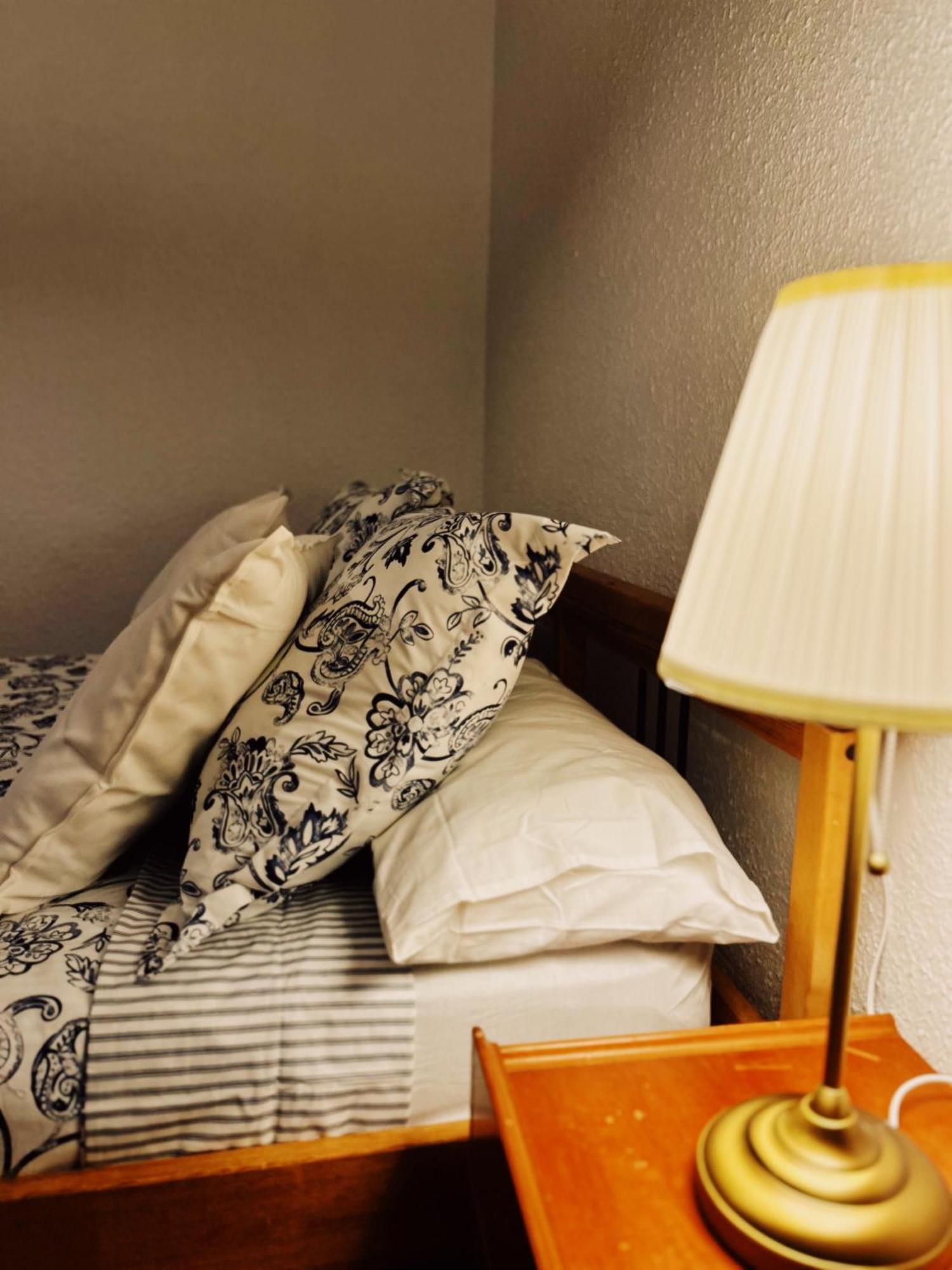 Pau - Room In Shared Apartment Euroviajeros Pineda de Mar Zewnętrze zdjęcie
